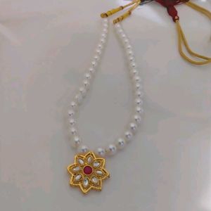 Pearl &amp; Kundan Flower Necklace
