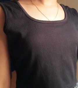 Ribbed Cap Sleeve Top