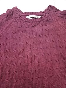 🧶 Burgundy Cable Knit V-Neck Sweater 🧶