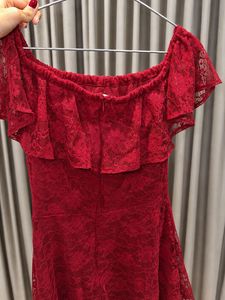 Chic Off-Shoulder Lace Dress♥️💋