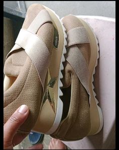 KET IMPORTA STYLISH SHOES (40 Size)