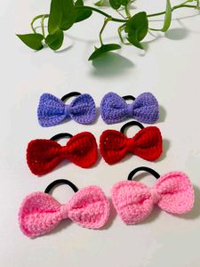 set of four Crocheted hair tie✨at 99✨