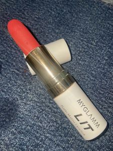 Coral Pink Lipstick