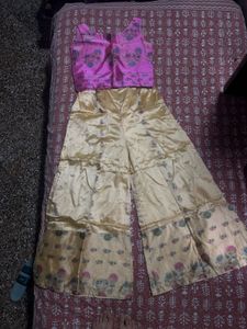 Stunning Ethnic Kurta Set