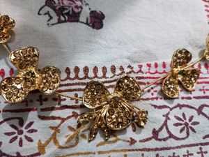 Jewellery Set With Hair Accessories