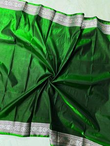 Elegant satin silk plane saree with rich pallu