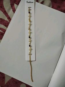 223.Multicolored Tulip Bracelet