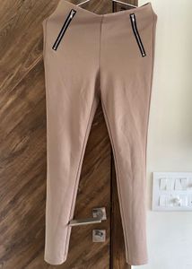 Stylish Beige Pants with Zipper Detail