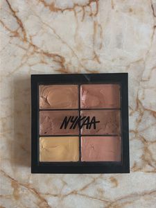 Nykaa Contour and Highlight Palette