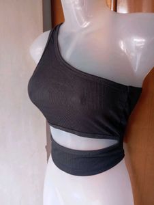 Chic One-Shoulder Cutout Crop Top