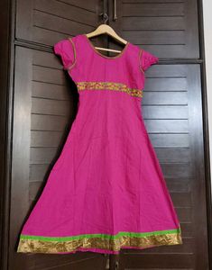 Beautiful Pink Embroidered Kurta