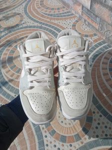 ❗️Sale❗️OG Thrifted Nike Jordan 1 (Paris)