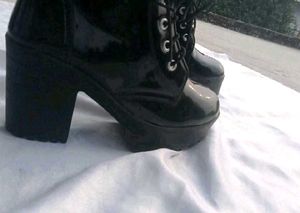 Glossy Black Platform Heel Ankle Boots