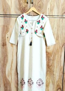 OffWhite Kurta with Floral Embroidery Size-34