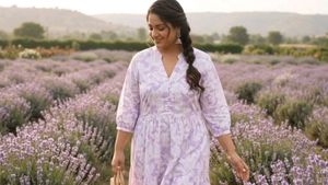 💜 Lavender Print Tiered Maxi Dress