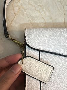 Stylish White Shoulder Bag