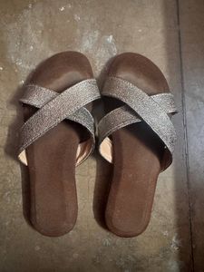 Stylish Criss-Cross Strap Sandals