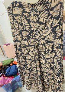 Leaf Print Flowy boot cut pant