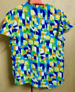 Vibrant Abstract Print Short Sleeve Top