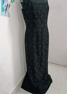 GLAM PARTY Black Lace Gown