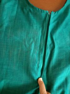 Teal Kurta with Red Bandhani Dupatta