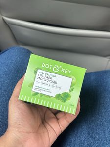 DOT & KEY Cica Calming Oil-Free Moisturizer