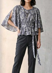 Stylish Grey Floral Print Top with Cape Sleeves