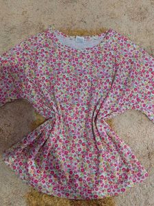 Floral Print Relaxed crop Fit T-Shirt
