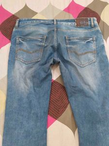 Light Wash Denim Jeans