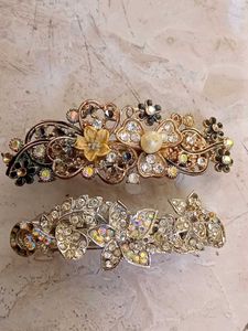 Sparkling Flower Hair Clips (Set of 2)