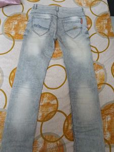 Light Wash Distressed Jeans