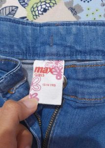 Embroidered Straight Jeans