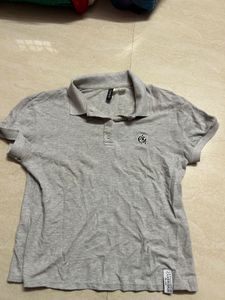H&M womens tshirt