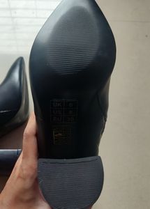 Brand New Black Stylish Boots