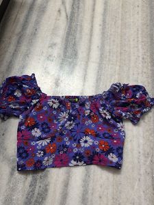 Floral Puff Sleeve Crop Top