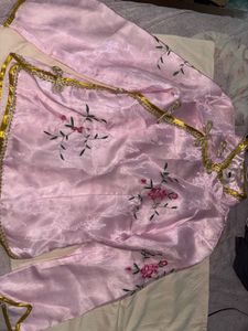 Chinese floral top