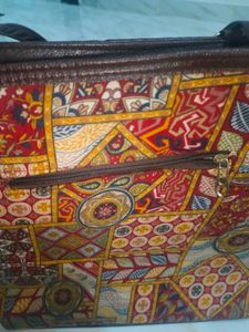 Tote bag