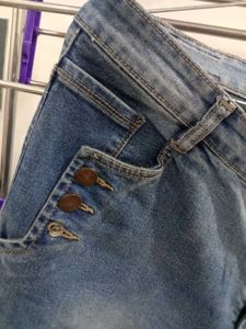 Stylish Women's Light Wash Wide Leg Jeans