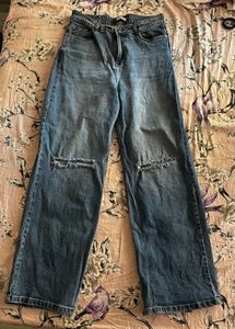 Distressed Wide Leg Jeans