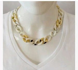 Trendy Necklace Chain And Earrings...