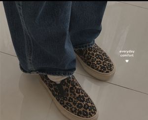 Leopard Print Slip-On Sneakers 🐆36 size