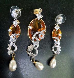 Interchangeable Stone Earrings &amp; Pendants