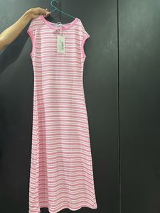 Chic Pink Striped Knit Dress