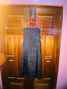 Elegant Textured Maxi Skirt