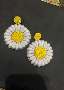 Daisy Flower Earrings