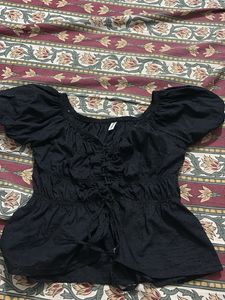 Chic Black Puff Sleeve Top