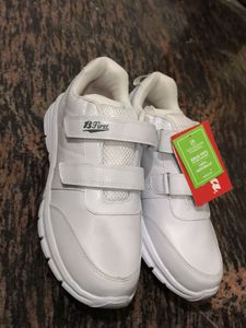 men sports shoes