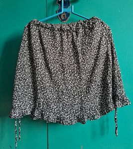 Chic Floral Print Off-Shoulder Top