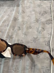 Zara Oval sunglasses