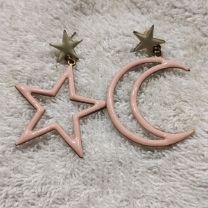 Star and moon earing